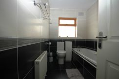 7-The-Drive-bathroom-618x410